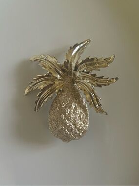 Gold Tone Metal Pineapple Brooch